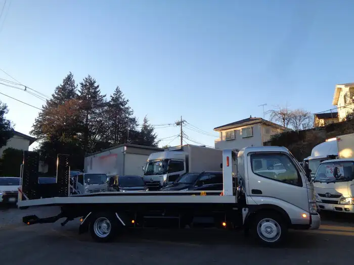 トヨタ ダイナ 小型 車両重機運搬 ラジコン ウインチの中古トラック画像3
