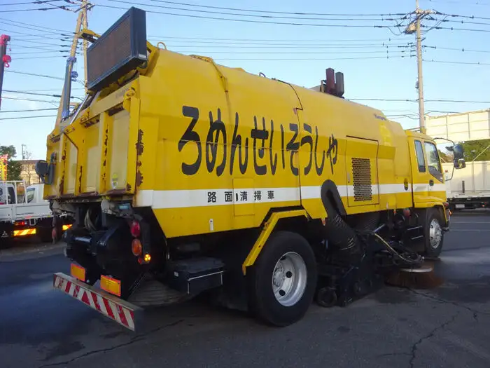 いすゞ フォワード 中型/増トン タンク車 散水車 PJ-FTR34F4の中古トラック画像2