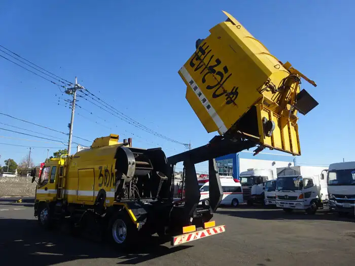 いすゞ フォワード 中型/増トン タンク車 散水車 PJ-FTR34F4の中古トラック画像3