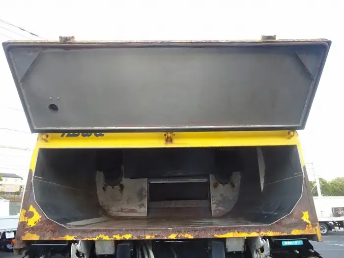 いすゞ フォワード 中型/増トン タンク車 散水車 PJ-FTR34F4の中古トラック画像10