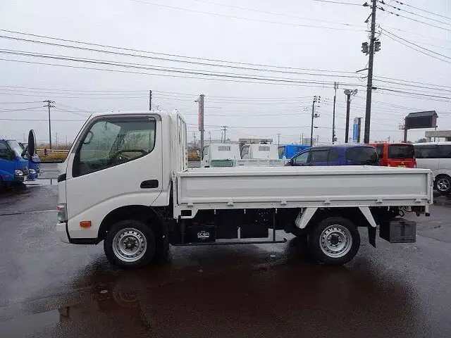 トヨタ ダイナ 小型 平ボディ LDF-KDY281 H27の中古トラック画像2
