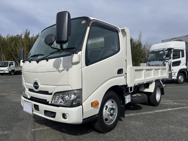 日野 デュトロ 小型 ダンプ 10尺 2RG-XZU600T