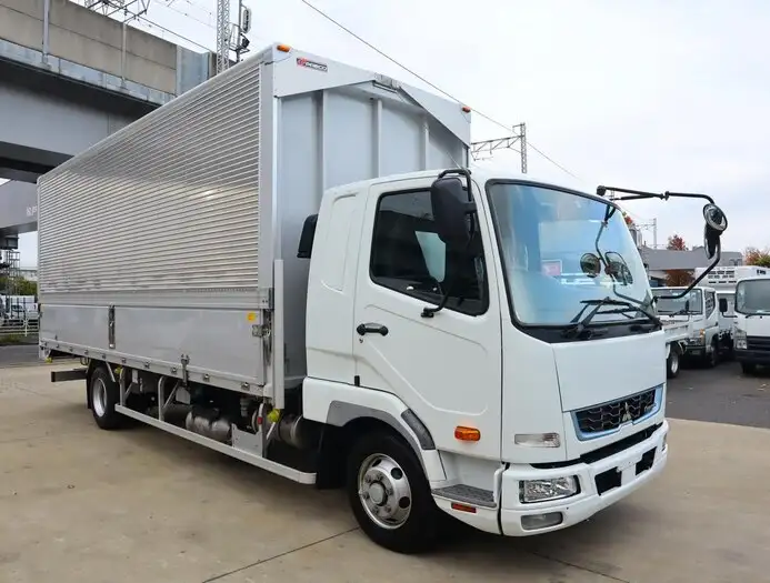 三菱 ファイター 中型/増トン ウイング エアサス ベッドの中古トラック画像2