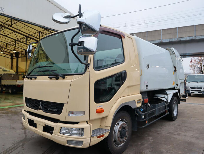 三菱 ファイター 中型/増トン パッカー車