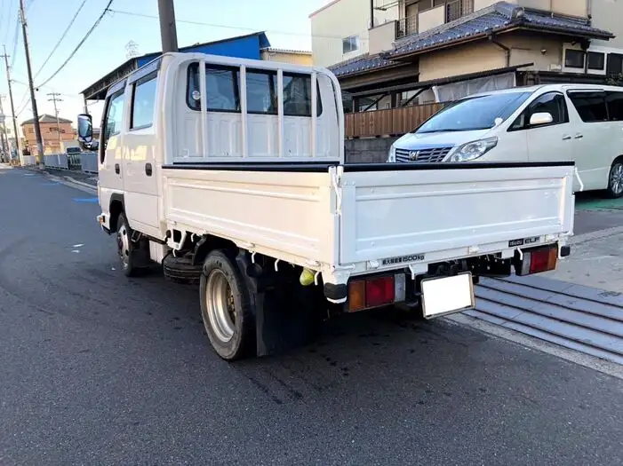 いすゞ エルフ 小型 平ボディ Wキャブ 床鉄板の中古トラック画像6