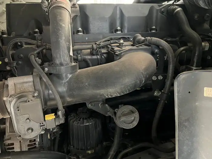 日産UD クオン 大型 トラクター QKG-GK6XAB H29の中古トラック画像13
