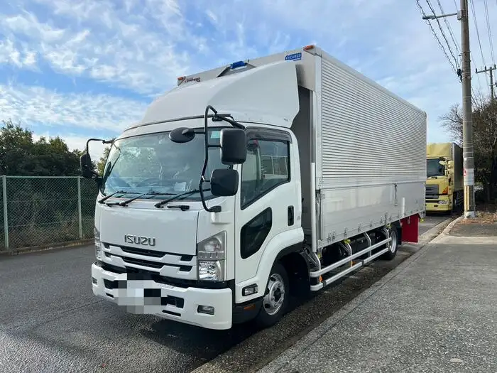 いすゞ フォワード 中型/増トン ウイング 2RG-FRR90S2 R2の中古トラック画像1