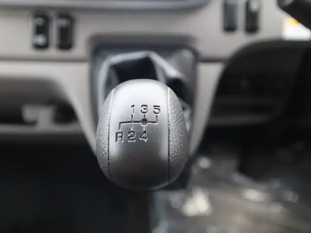 三菱 キャンター 小型 ウイング 2RG-FEB50 R5の中古トラック画像14