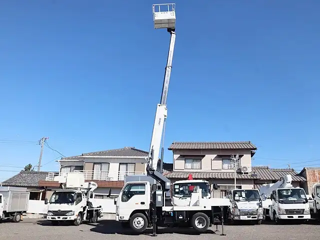 いすゞ エルフ 小型 高所・建柱車 高所作業車 2RG-NKR88ANの中古トラック画像11