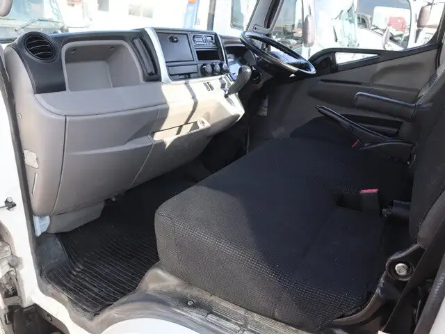 三菱 キャンター 小型 平ボディ TPG-FBA20 H29の中古トラック画像13