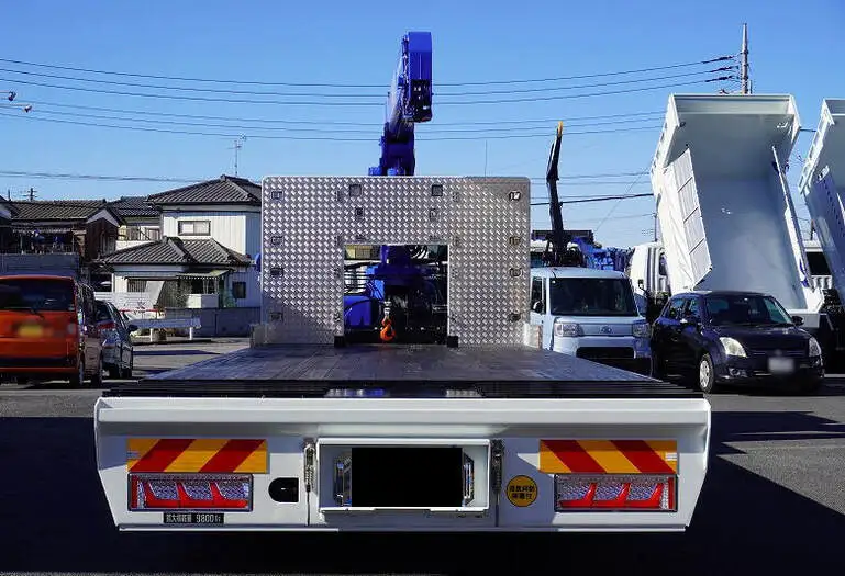 三菱 ファイター 中型/増トン 車両重機運搬 4段クレーン ラジコンの中古トラック画像3