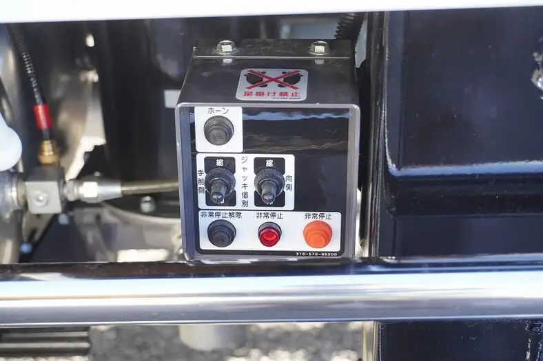 三菱 ファイター 中型/増トン 車両重機運搬 ウインチ ベッドの中古トラック画像10