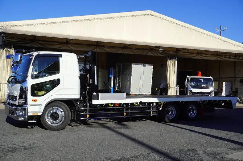 三菱 ファイター 中型/増トン 車両重機運搬 ウインチ ベッド の中古トラック【車両No.157586】