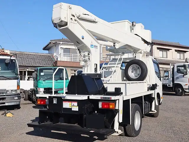 日野 デュトロ 小型 高所・建柱車 高所作業車 TPG-XZU600Eの中古トラック画像3