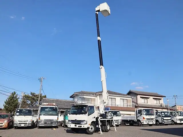日野 デュトロ 小型 高所・建柱車 高所作業車 TPG-XZU600Eの中古トラック画像12
