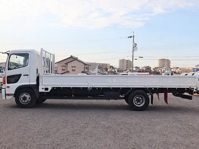 日野 レンジャー 中型/増トン 平ボディ TKG-FC9JKAA H28の中古トラック画像7