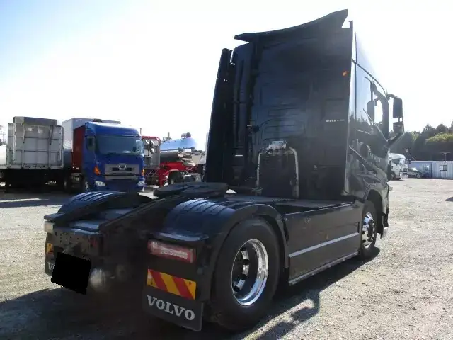 ボルボ トラック 大型 トラクター ハイルーフ 1デフの中古トラック画像3