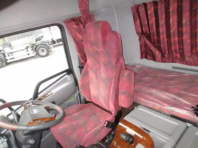 日産UD クオン 大型 トラクター ハイルーフ 1デフの中古トラック画像8