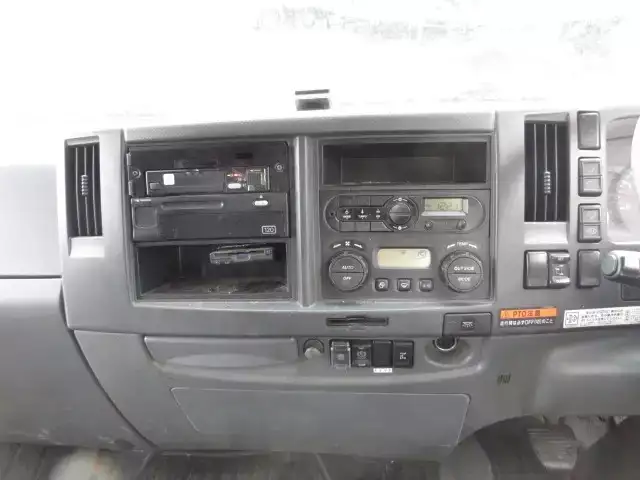 いすゞ フォワード 中型/増トン クレーン付 3段 ラジコンの中古トラック画像12
