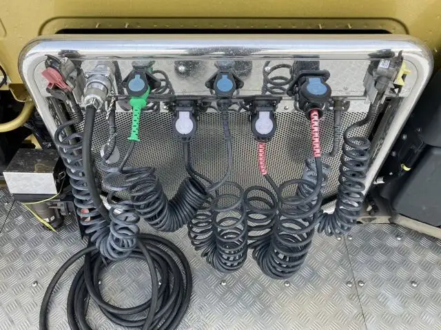 ボルボ トラック 大型 トラクター ハイルーフ 1デフの中古トラック画像5