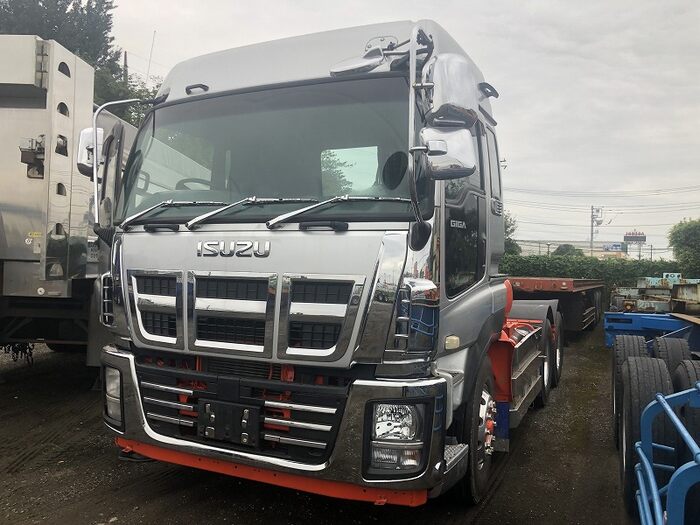 輸入車・その他 輸入車その他 大型 トラクター ハイルーフ 2デフ の中古トラック【車両No.146190】