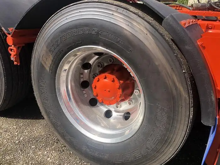 いすゞ ギガ 大型 トラクター ハイルーフ 2デフの中古トラック画像14
