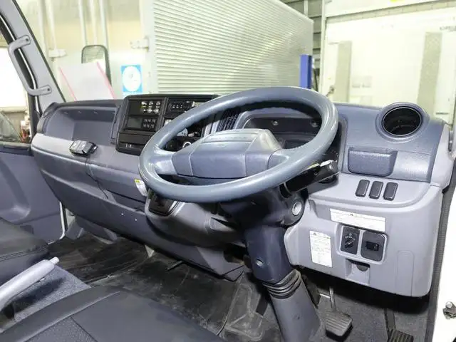 三菱 キャンター 小型 冷凍冷蔵 低温 パワーゲートの中古トラック画像12