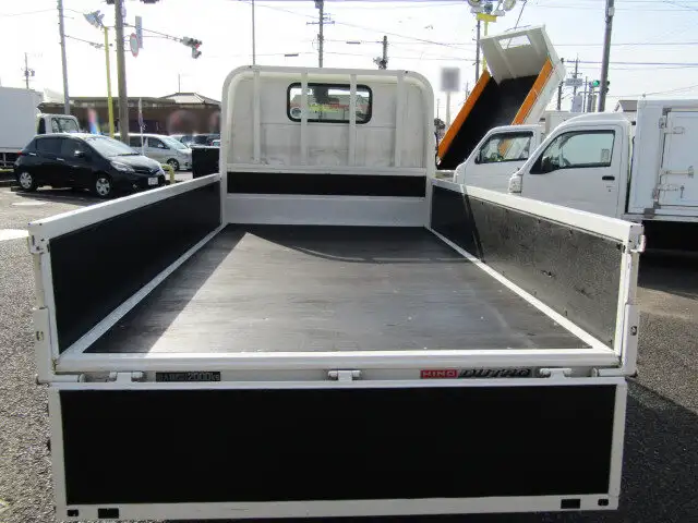 日野 デュトロ 小型 平ボディ TPG-XZU605M H29の中古トラック画像4