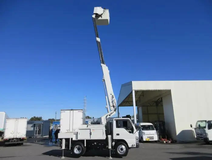 いすゞ エルフ 小型 高所・建柱車 高所作業車 電工仕様の中古トラック画像5