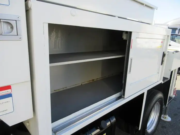 いすゞ エルフ 小型 高所・建柱車 高所作業車 電工仕様の中古トラック画像9