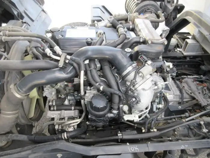 いすゞ フォワード 中型/増トン ウイング ベッド TKG-FRR90S2の中古トラック画像19