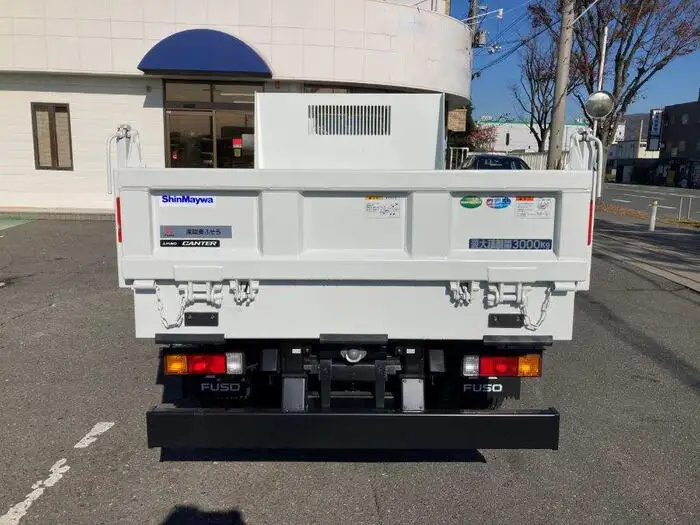 三菱 キャンター 小型 ダンプ ローダー 2RG-FBA60の中古トラック画像3