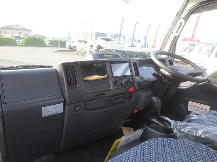 マツダ タイタン 小型 平ボディ パワーゲート 2RG-LHR88Aの中古トラック画像13
