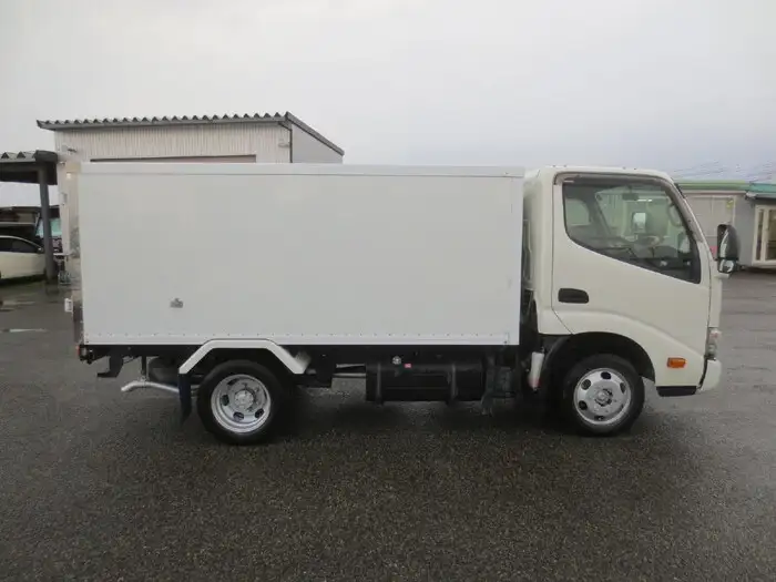 トヨタ トヨエース 小型 冷凍冷蔵 低温 床ステンの中古トラック画像7
