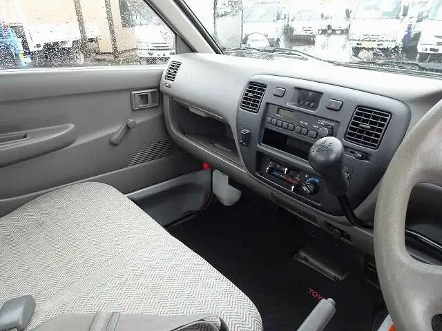 トヨタ タウンエース 小型 平ボディ GK-KM85 H17の中古トラック画像9