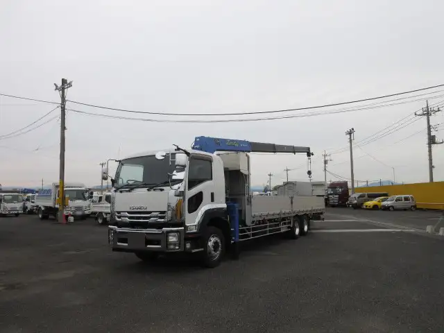 いすゞ フォワード 中型/増トン クレーン付 アルミブロック 4段の中古トラック画像1