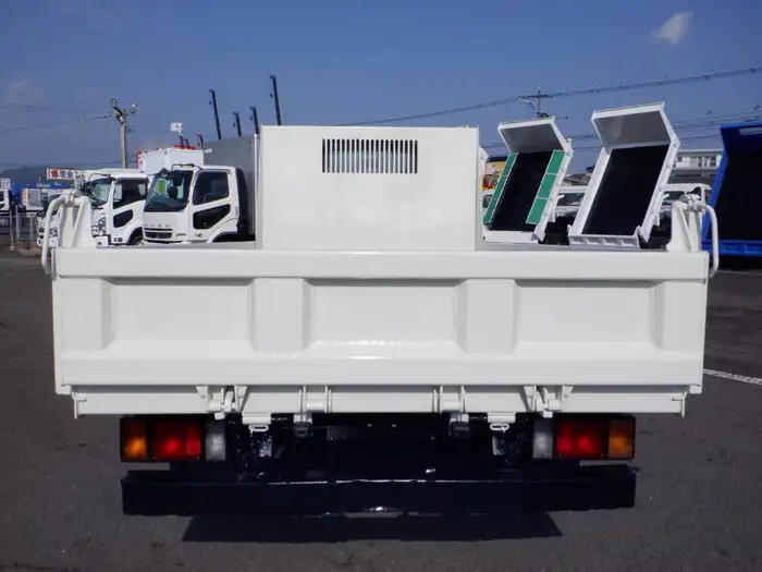 いすゞ エルフ 小型 ダンプ TKG-NJR85AD H26の中古トラック画像3