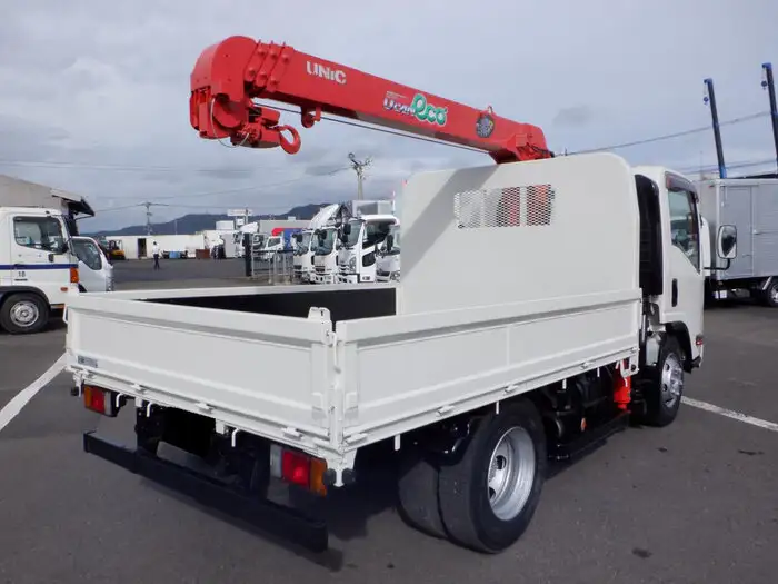 いすゞ エルフ 小型 クレーン付 床鉄板 4段の中古トラック画像2