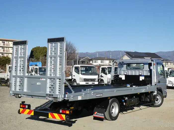 三菱 キャンター 小型 車両重機運搬 ラジコン ウインチの中古トラック画像3