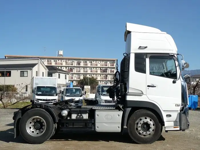 日産UD クオン 大型 トラクター ハイルーフ 1デフの中古トラック画像3