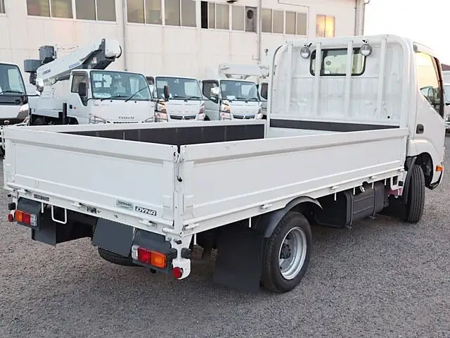 トヨタ ダイナ 小型 平ボディ 3BF-TRY230 R4の中古トラック画像3