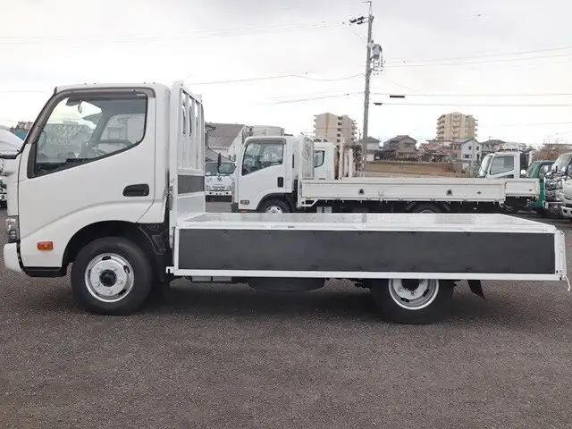 トヨタ ダイナ 小型 平ボディ TKG-XZC605 H29の中古トラック画像8