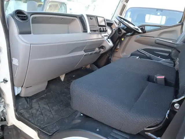 三菱 キャンター 小型 車両重機運搬 ラジコン ウインチの中古トラック画像12