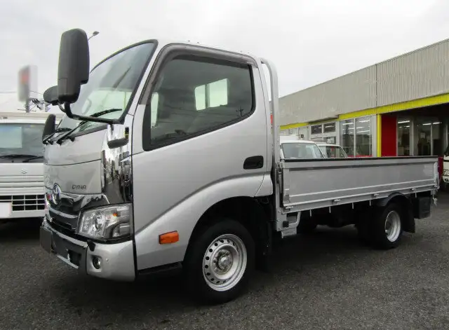 トヨタ ダイナ 小型 平ボディ 3BF-TRY230 R3の中古トラック画像1