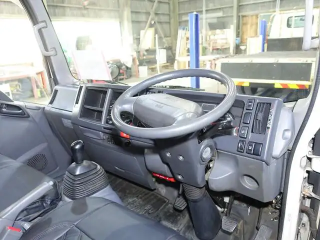 いすゞ エルフ 小型 アルミバン TKG-NLR85AN H24の中古トラック画像10