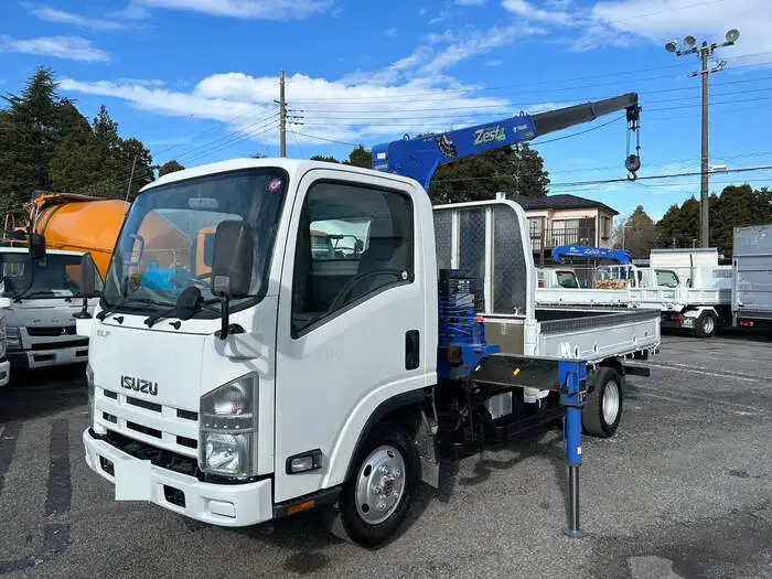 いすゞ エルフ 小型 クレーン付 床鉄板 3段の中古トラック画像1