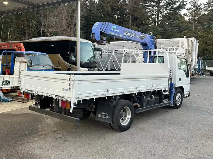 いすゞ エルフ 小型 クレーン付 4段 ラジコンの中古トラック画像3