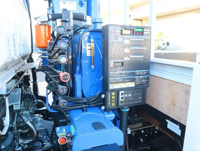 三菱 キャンター 小型 クレーン付 4段 ラジコンの中古トラック画像16