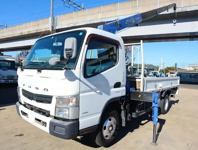 三菱 キャンター 小型 クレーン付 4段 ラジコン の中古トラック【車両No.158473】
