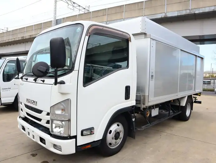 いすゞ エルフ 小型 アルミバン ボトルカー サイドドアの中古トラック画像1